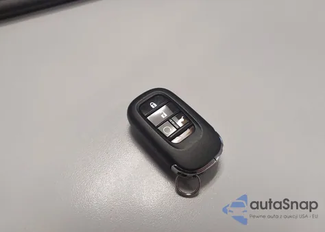 2026 Honda Cr-V Hybrid Awd Sport Touring from USA, damaged, VIN 7FARS6H97TE014043